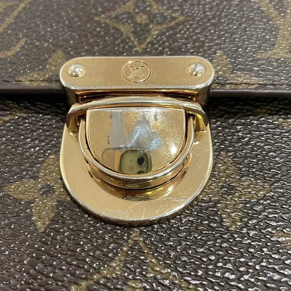 Louis Vuitton Monogram Koala Wallet